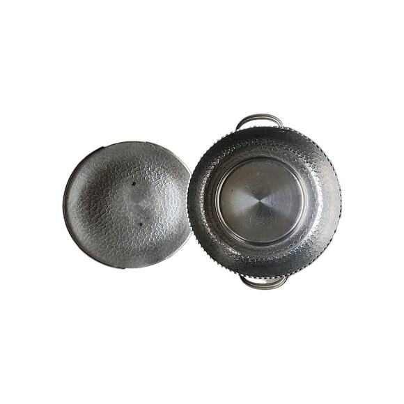 Vntg. Aluminum casserole holder With Lid - Picture 2 of 5